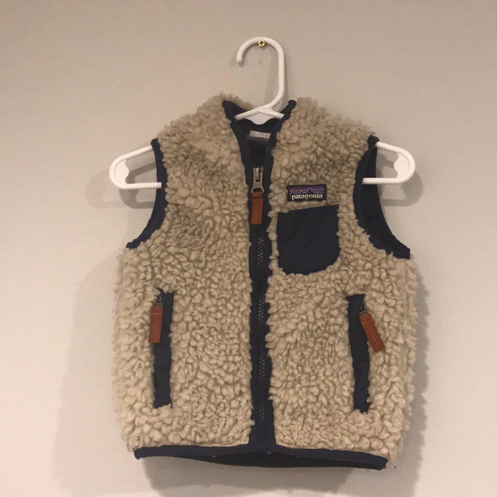 Toddler Patagonia off white trail vest